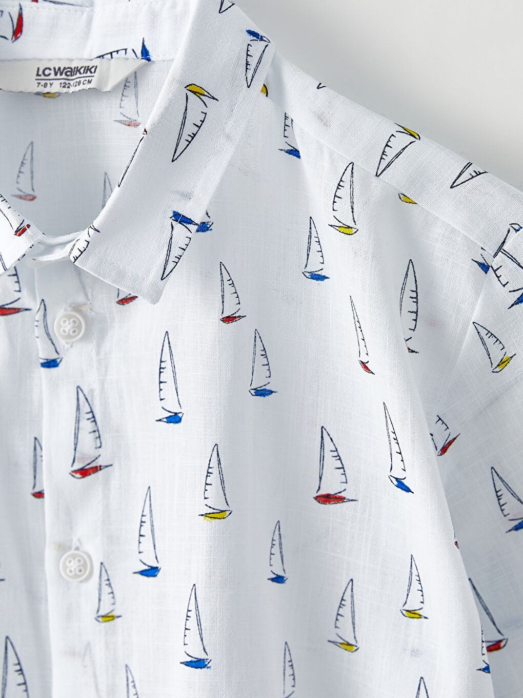 Beyaz Desenli Kısa Kollu Erkek Çocuk Gömlek-5