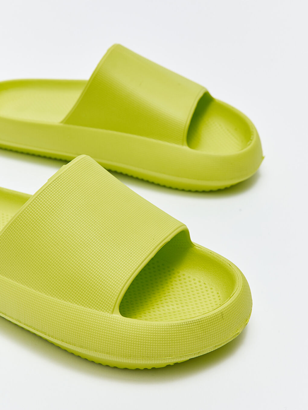 Plain Single-Band Girls' Slippers-2