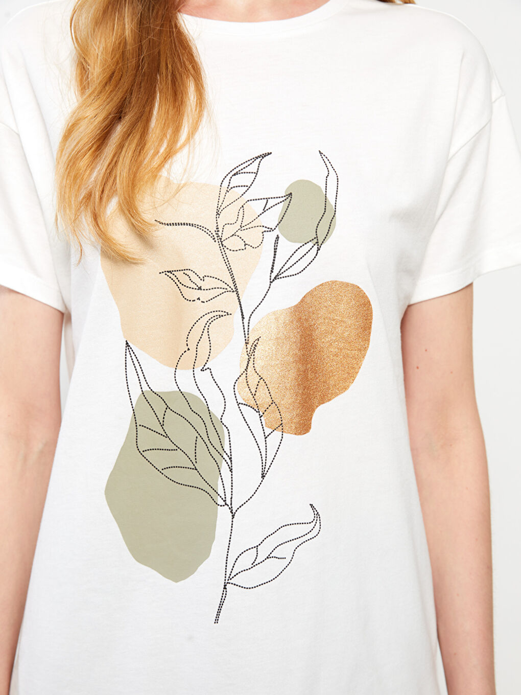 Ekru Bisiklet Yaka Baskılı Kısa Kollu Pamuklu Kadın Tişört-3