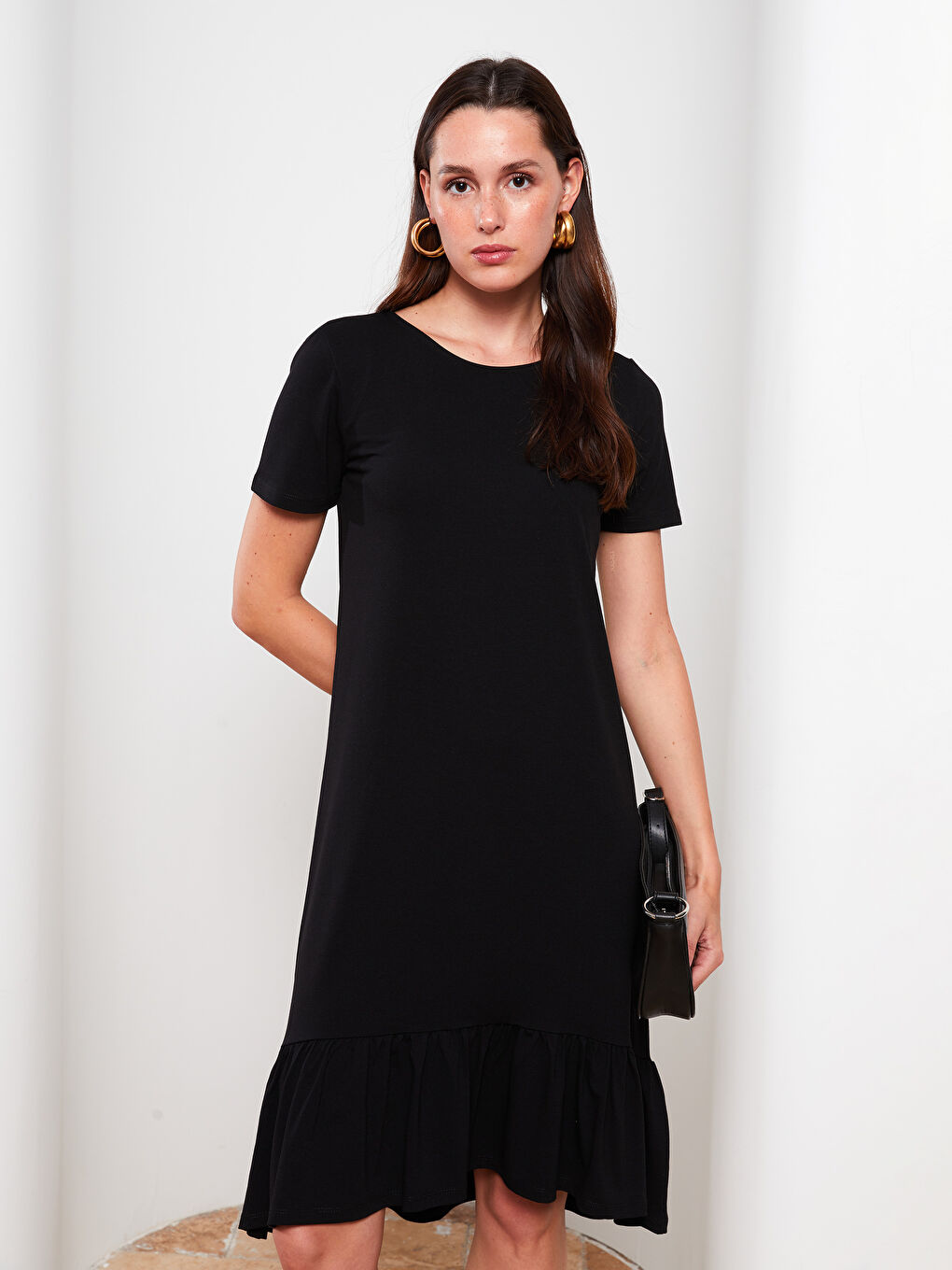 Siyah Bisiklet Yaka Düz Kısa Kollu Kadın Elbise-2