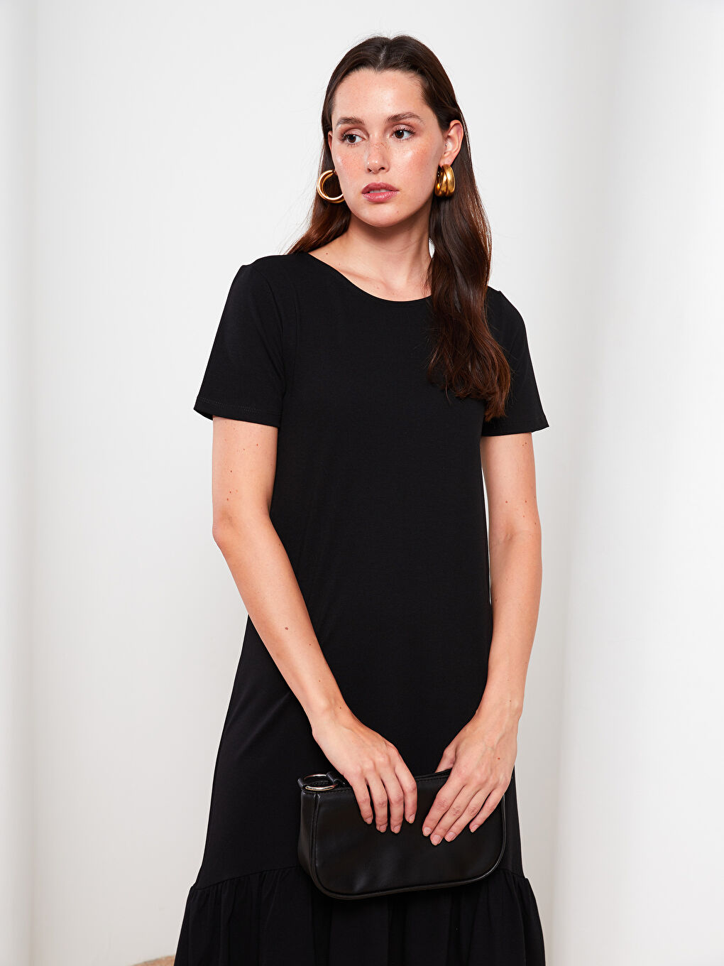 Siyah Bisiklet Yaka Düz Kısa Kollu Kadın Elbise-3