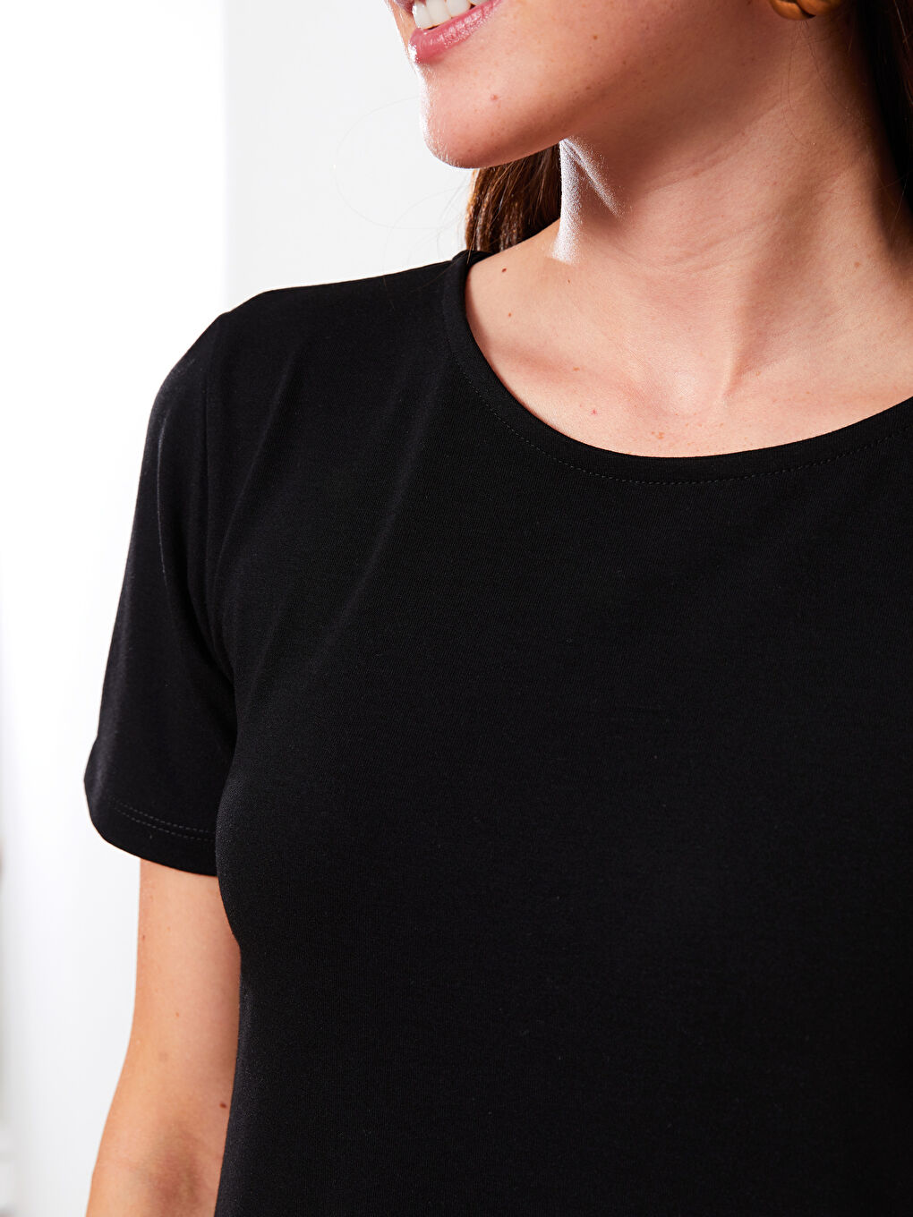 Siyah Bisiklet Yaka Düz Kısa Kollu Kadın Elbise-4