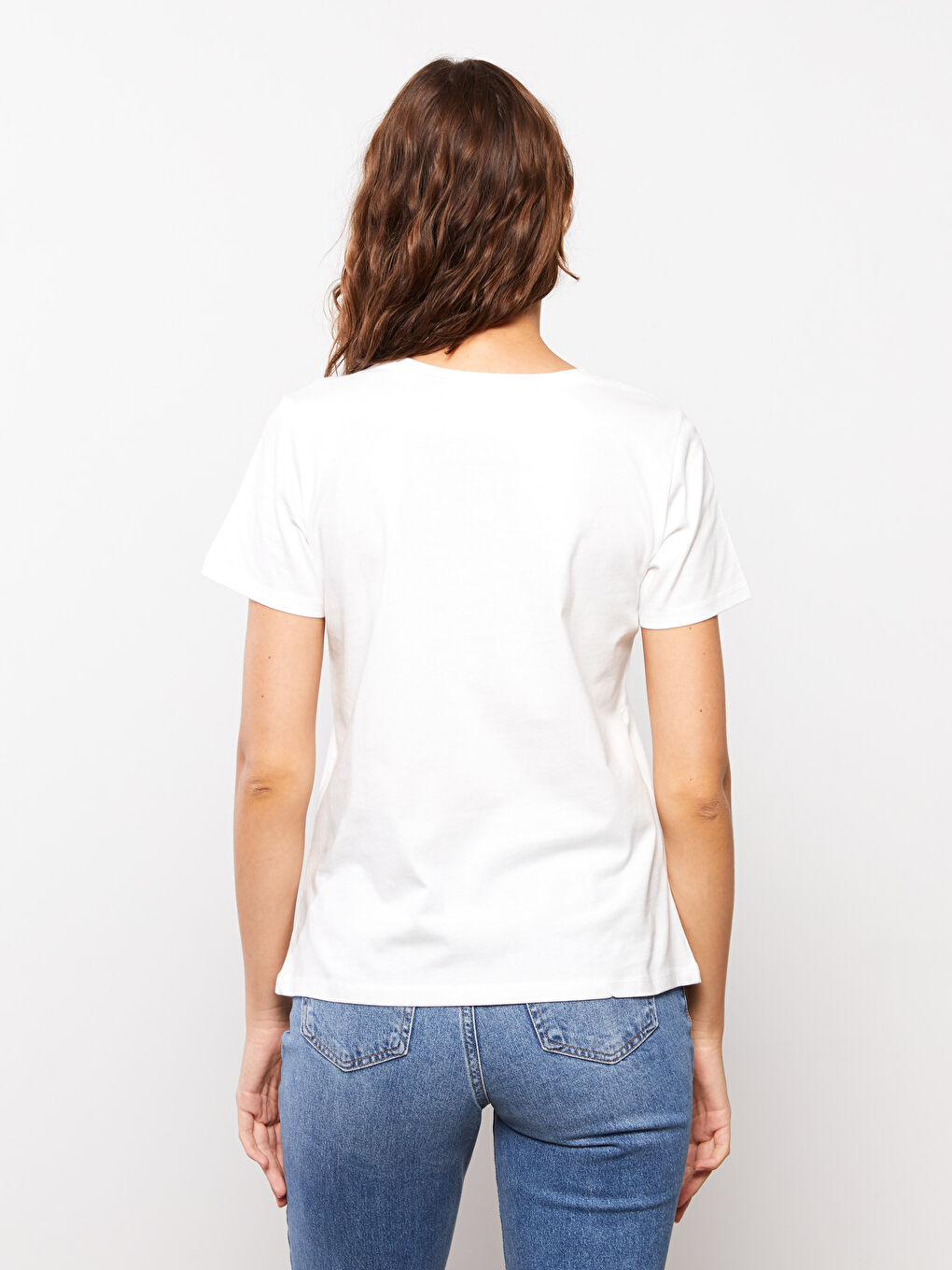 Ekru Bisiklet Yaka Mickey Mouse Baskılı Kısa Kollu Pamuklu Kadın Tişört-3