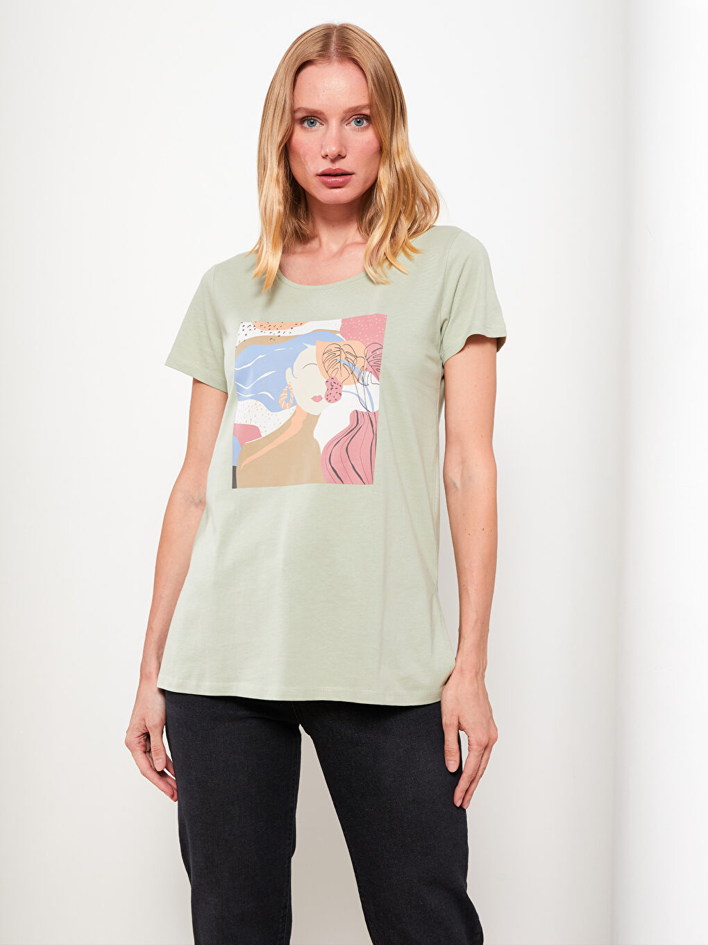 Yeşil Bisiklet Yaka Baskılı Kısa Kollu Pamuklu Kadın Tişört