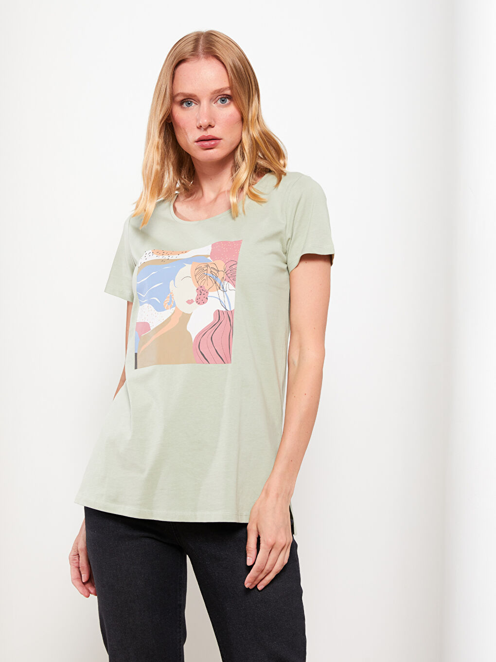 Yeşil Bisiklet Yaka Baskılı Kısa Kollu Pamuklu Kadın Tişört-1