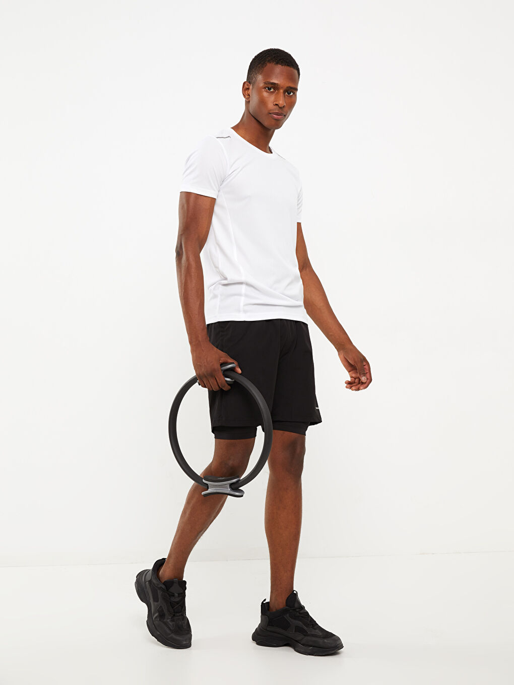 سروال قصير ضيق عادي للرجال