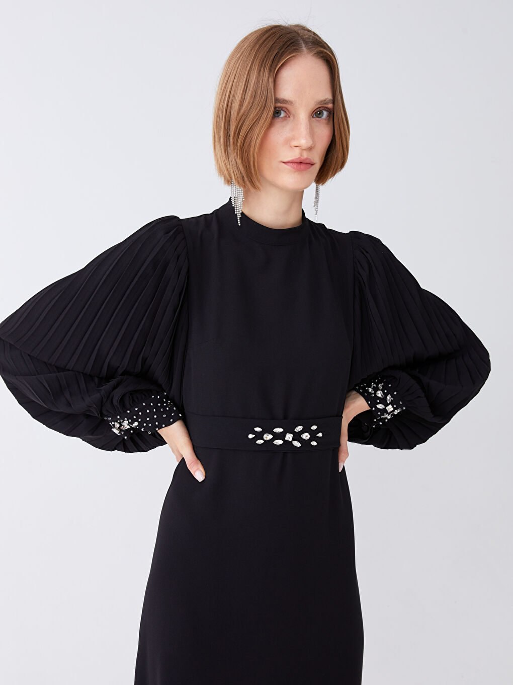 Siyah Dik Yaka Parlak Taşlı Uzun Kollu Kadın Abiye Elbise-2