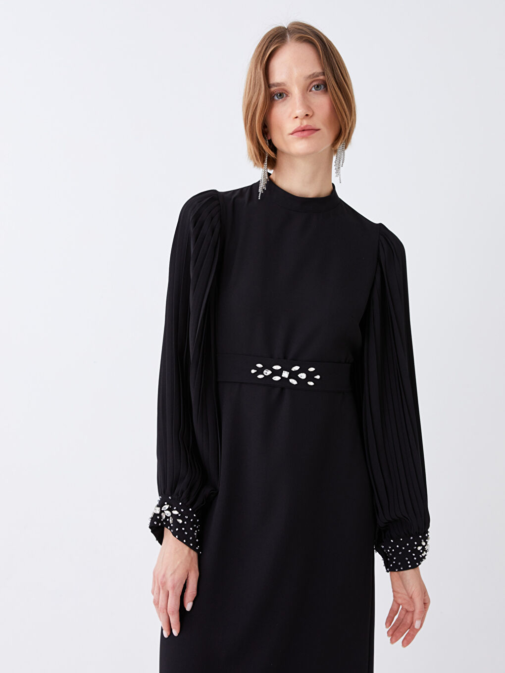 Siyah Dik Yaka Parlak Taşlı Uzun Kollu Kadın Abiye Elbise-3