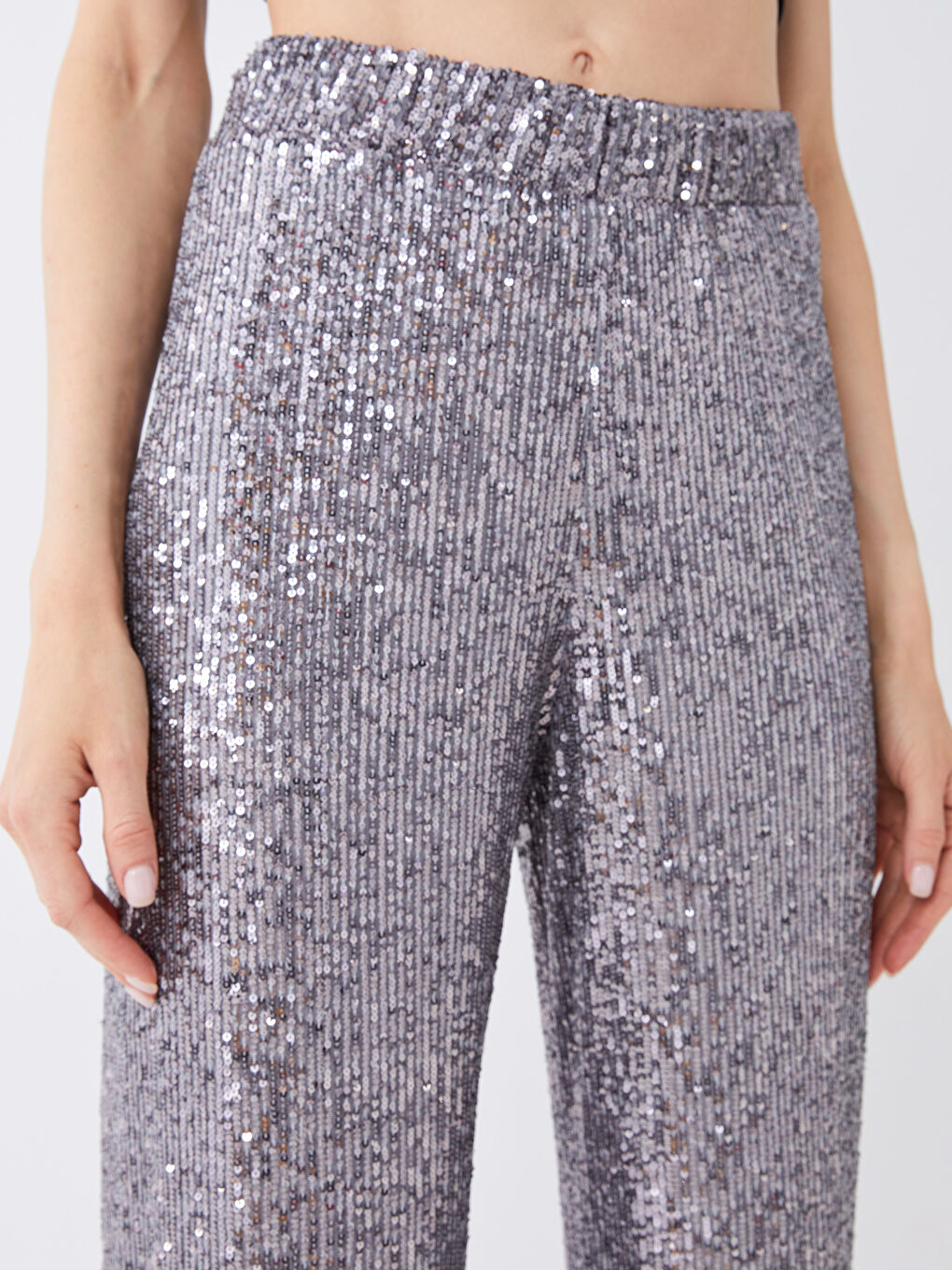 Gri Standart Fit Düz Parlak Görünümlü Kadın Abiye Pantolon-3