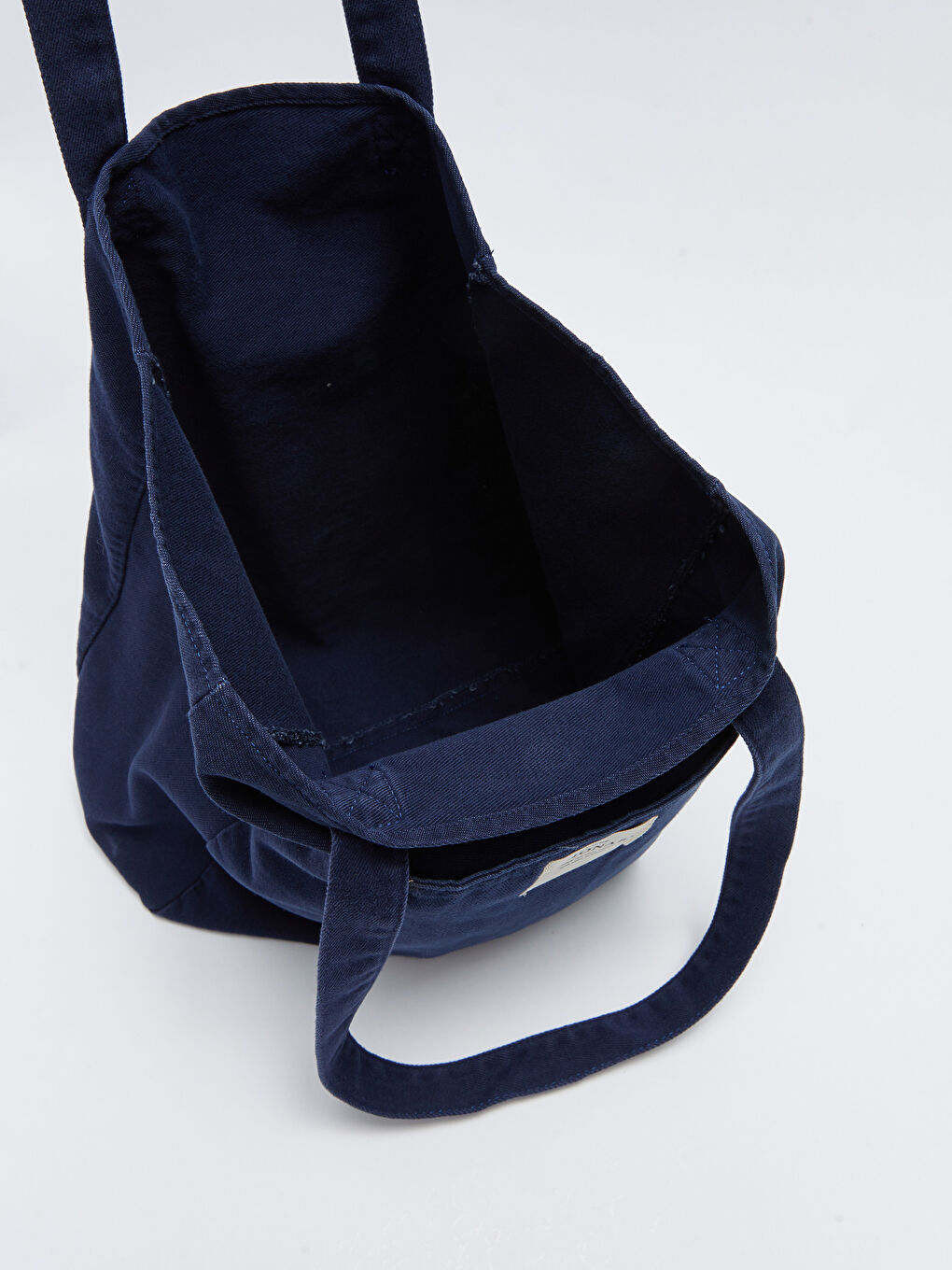 Lacivert Etiket Baskılı Kadın Kol Çantası-2