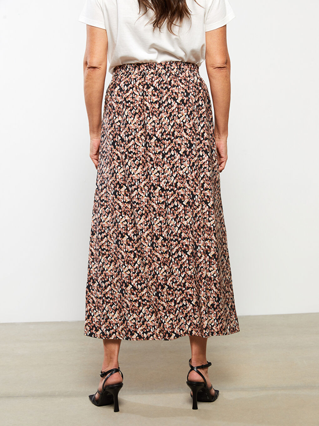 Kahverengi Beli Lastikli Desenli Viskon Kadın Pileli Etek-5