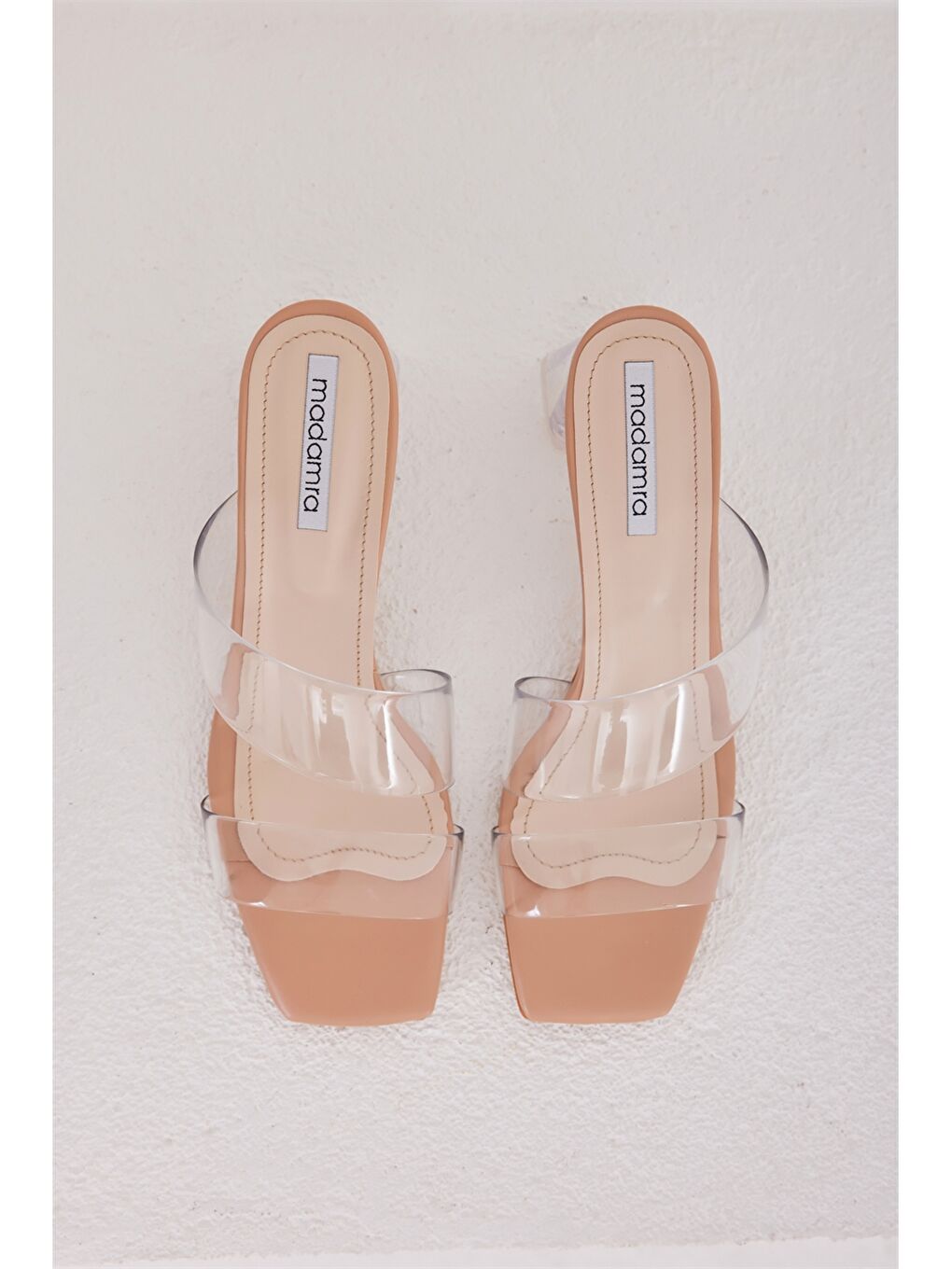Bej Şeffaf Bantlı Kadın Topuklu Ayakkabı