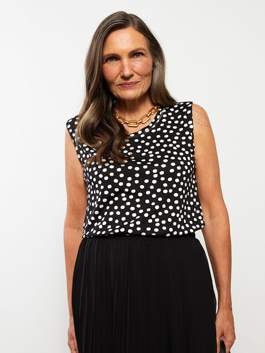 Siyah Bisiklet Yaka Puantiyeli Kadın Atlet-2