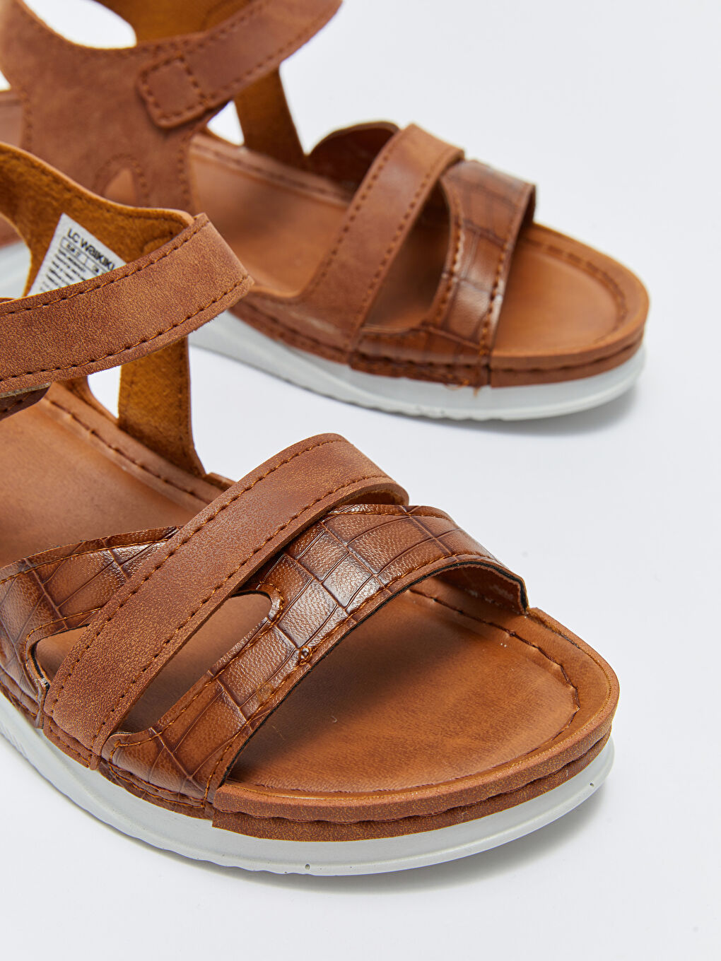 Kahverengi Çift Bantlı Kadın Sandalet-2