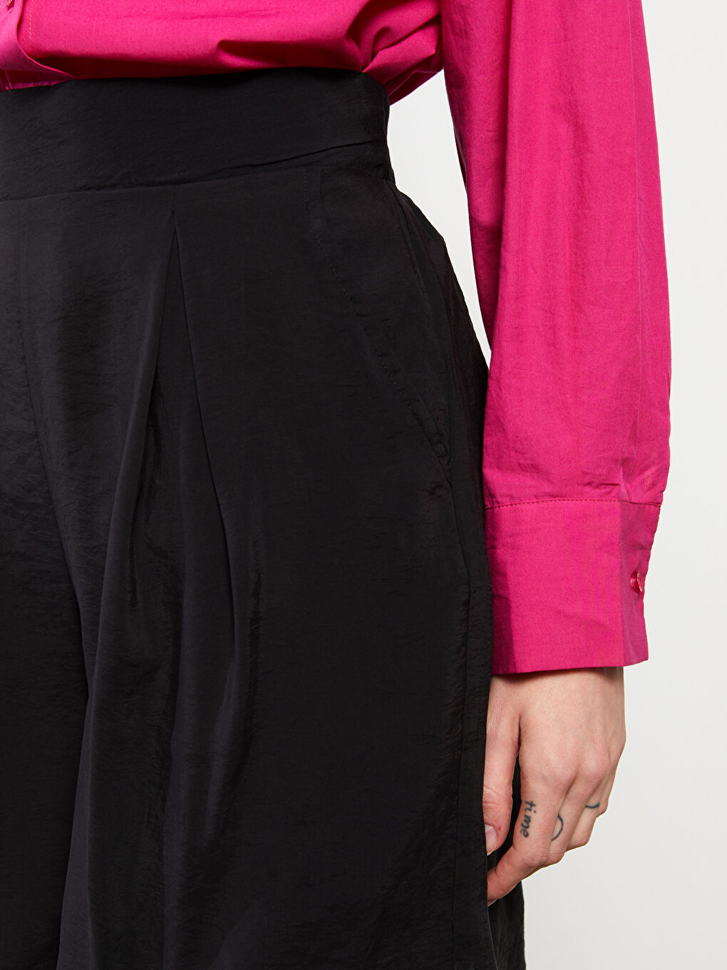 Women's Elastic Waist Comfortable Fit Plain Shorts -S2NM61Z8-CVL