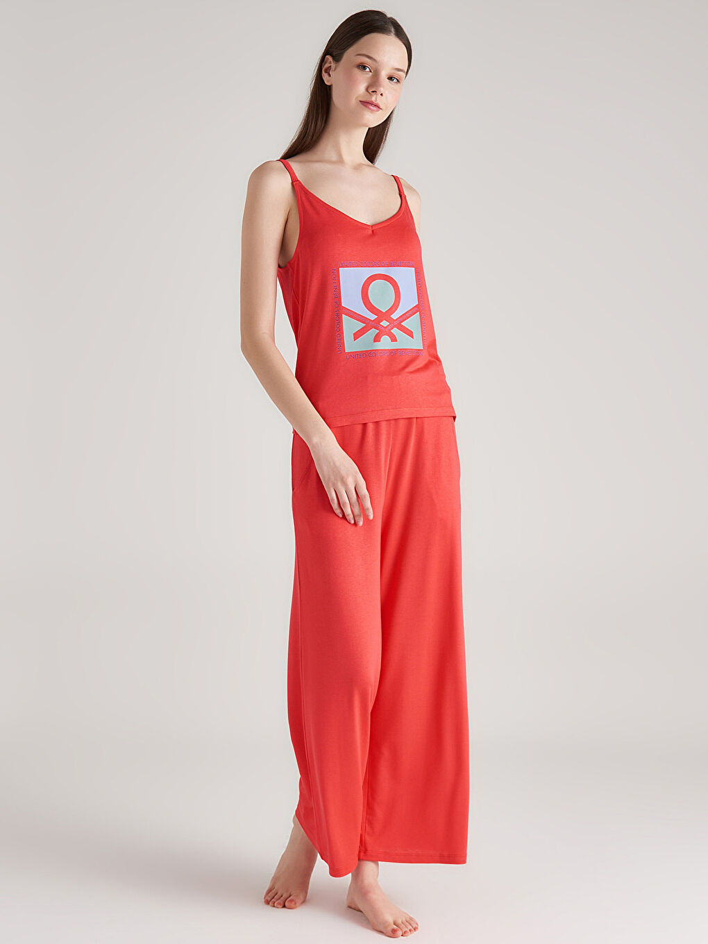 Pembe U Yaka Baskılı Askılı Kadın Pijama Takım