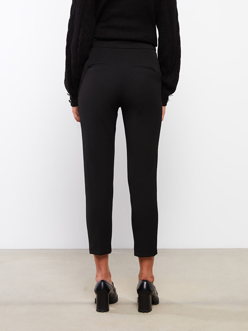 Women's Standard Fit Plain Trousers-4