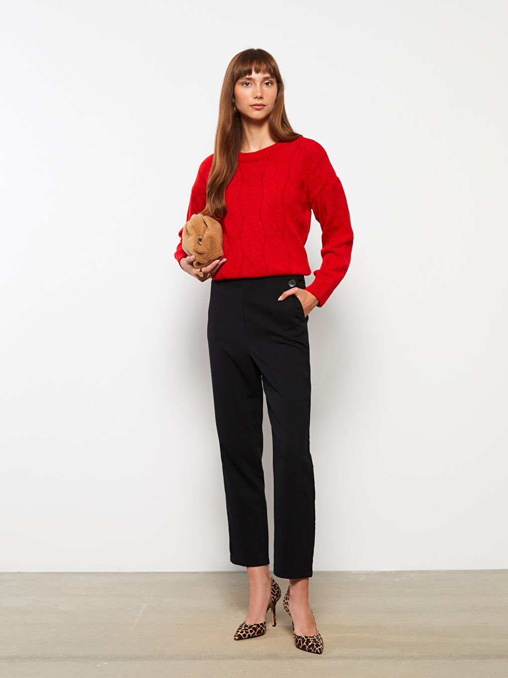 LCWAIKIKI Classic Women's Slim Fit Plain Trousers -S2NP50Z8-CVL
