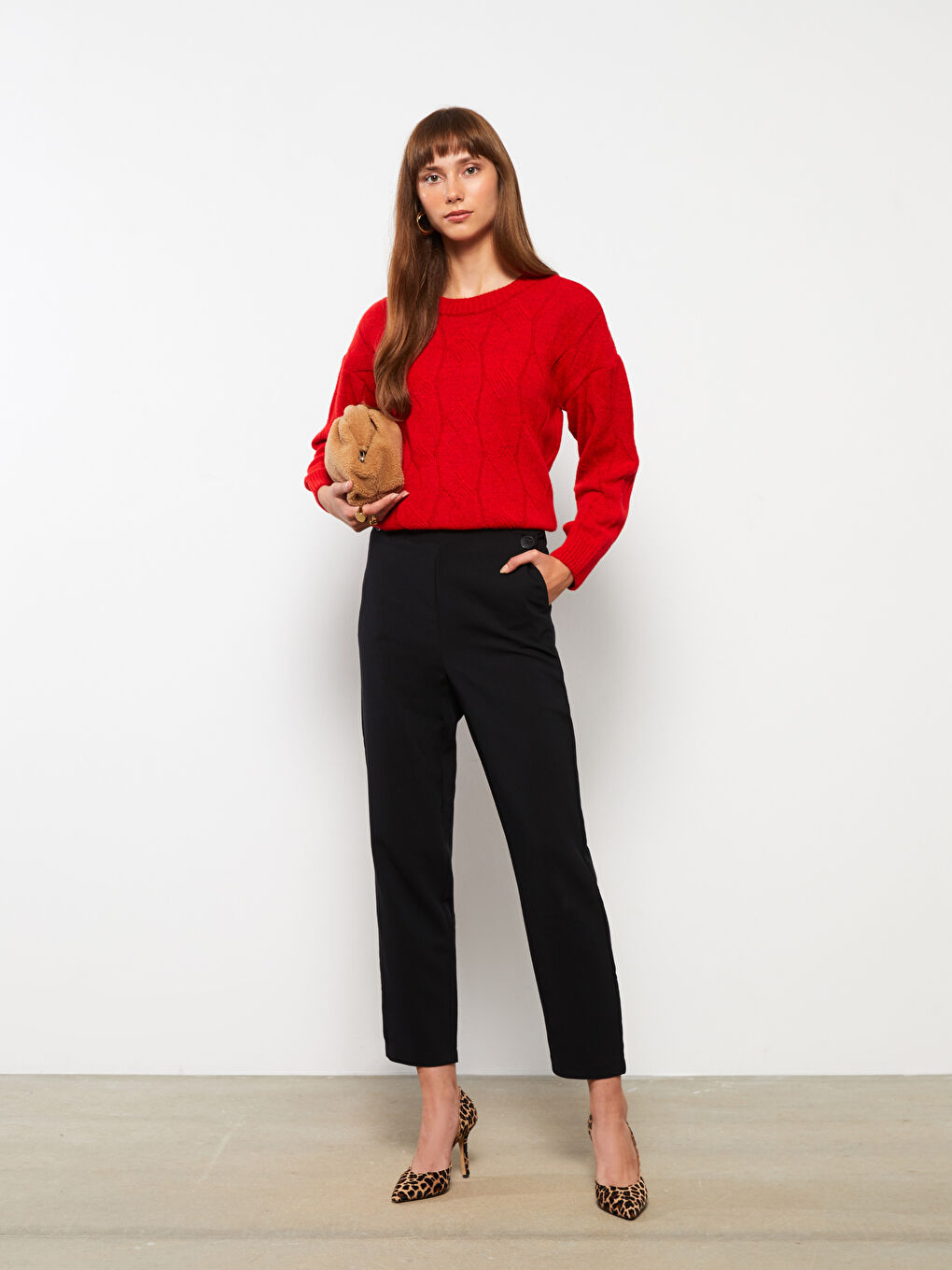 LCWAIKIKI Classic Women's Slim Fit Plain Trousers -S2NP50Z8-CVL