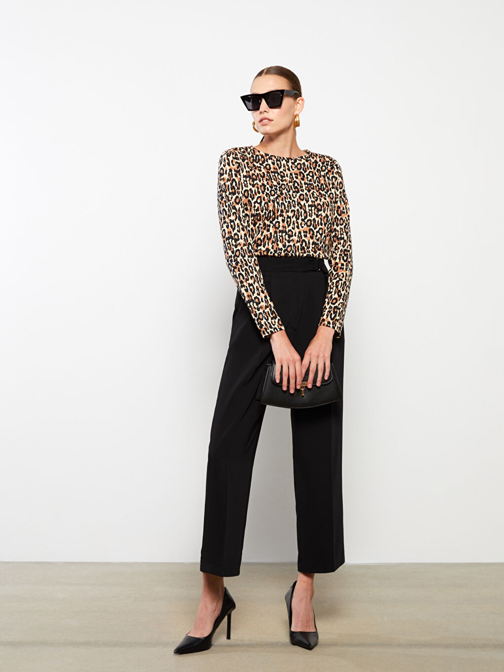 Siyah Kadın Rahat Kalıp Düz Pantolon-2