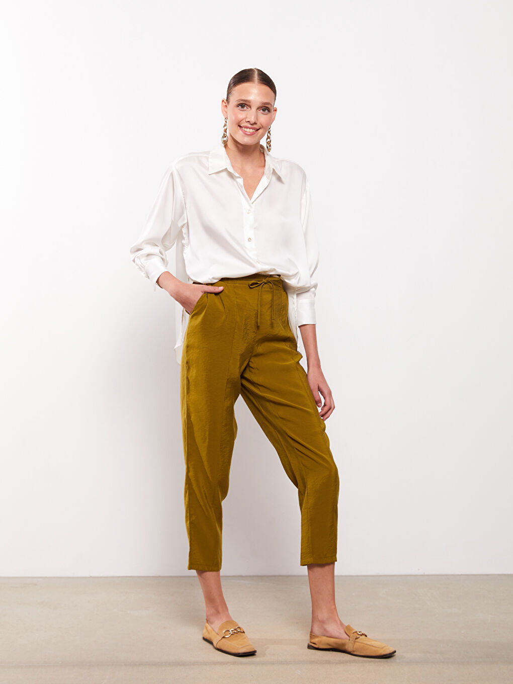 Women's Elastic Waist Plain Trousers