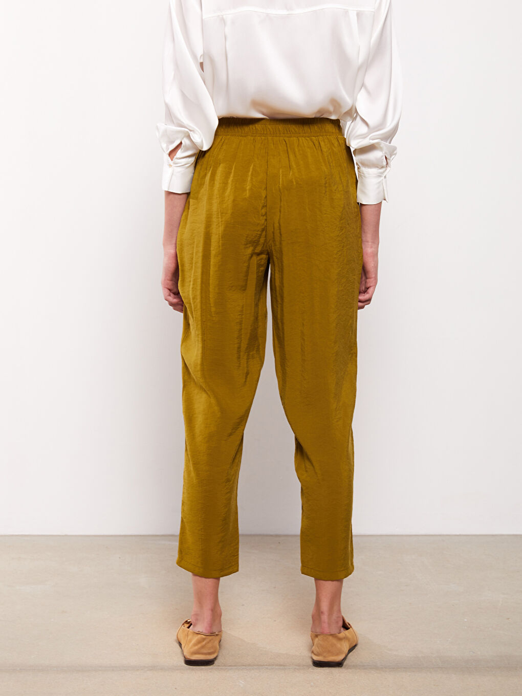 Women's Elastic Waist Plain Trousers-4