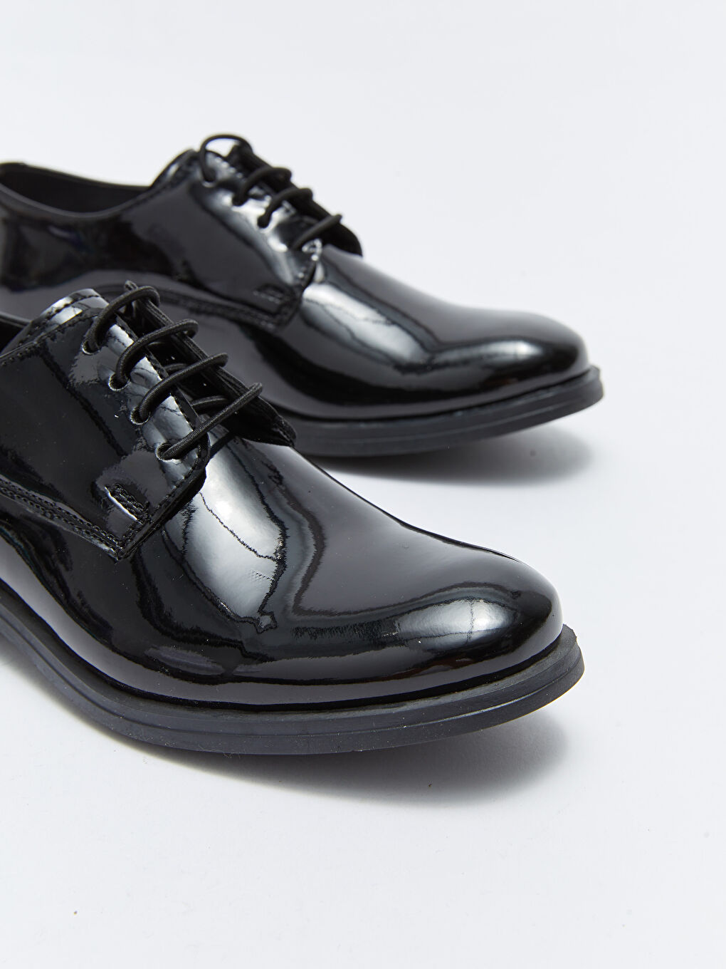 Siyah Bağcıklı Erkek Çocuk Rugan Klasik Ayakkabı-2