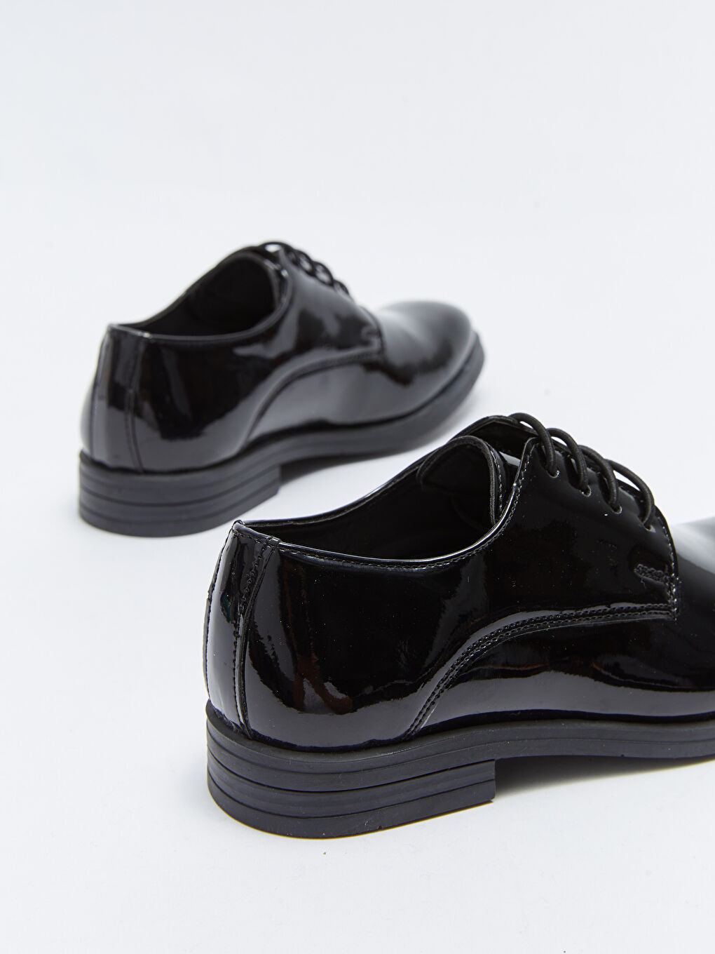 Siyah Bağcıklı Erkek Çocuk Rugan Klasik Ayakkabı-4