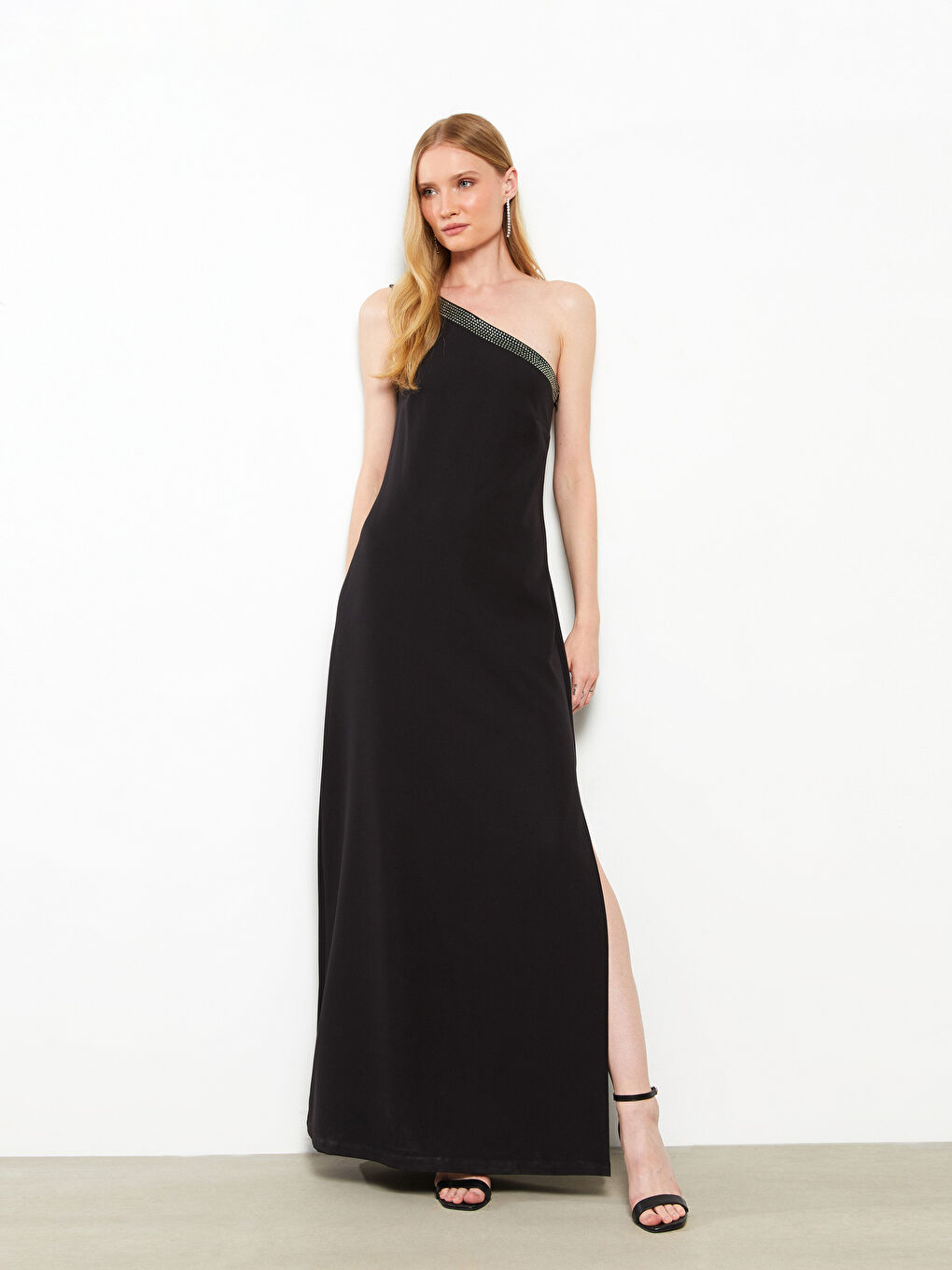 Siyah Tek Omuz Taş İşlemeli Kadın Abiye Elbise-1