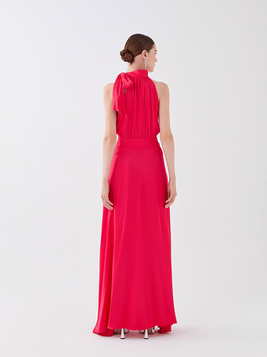 Pembe Bağlamalı Yaka Düz Kolsuz Saten Kadın Abiye Elbise-6