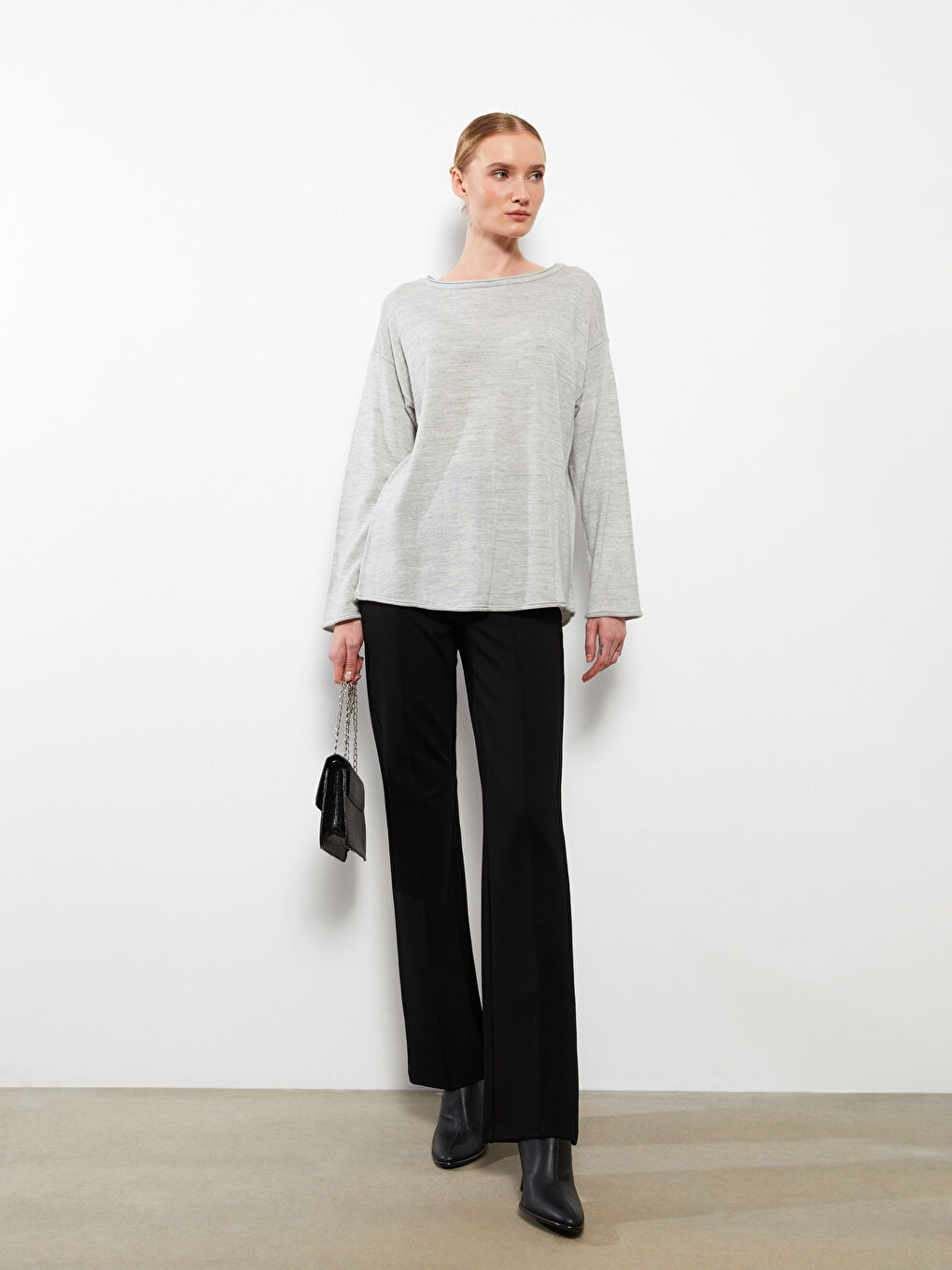 Женские брюки стандартного кроя однотонные-1