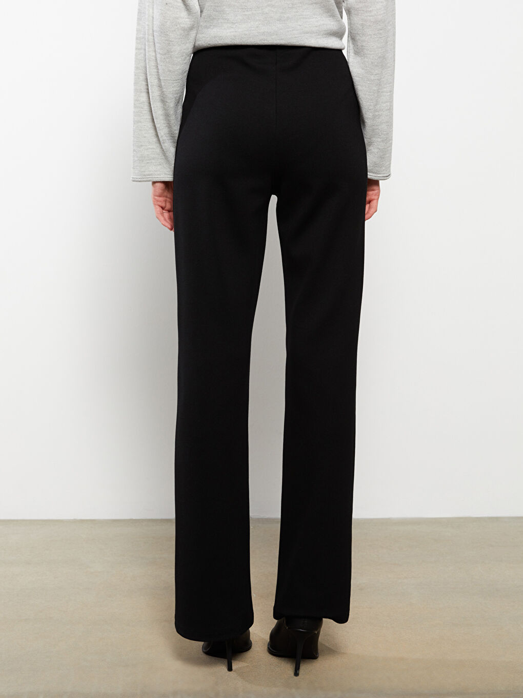 Женские брюки стандартного кроя однотонные-4