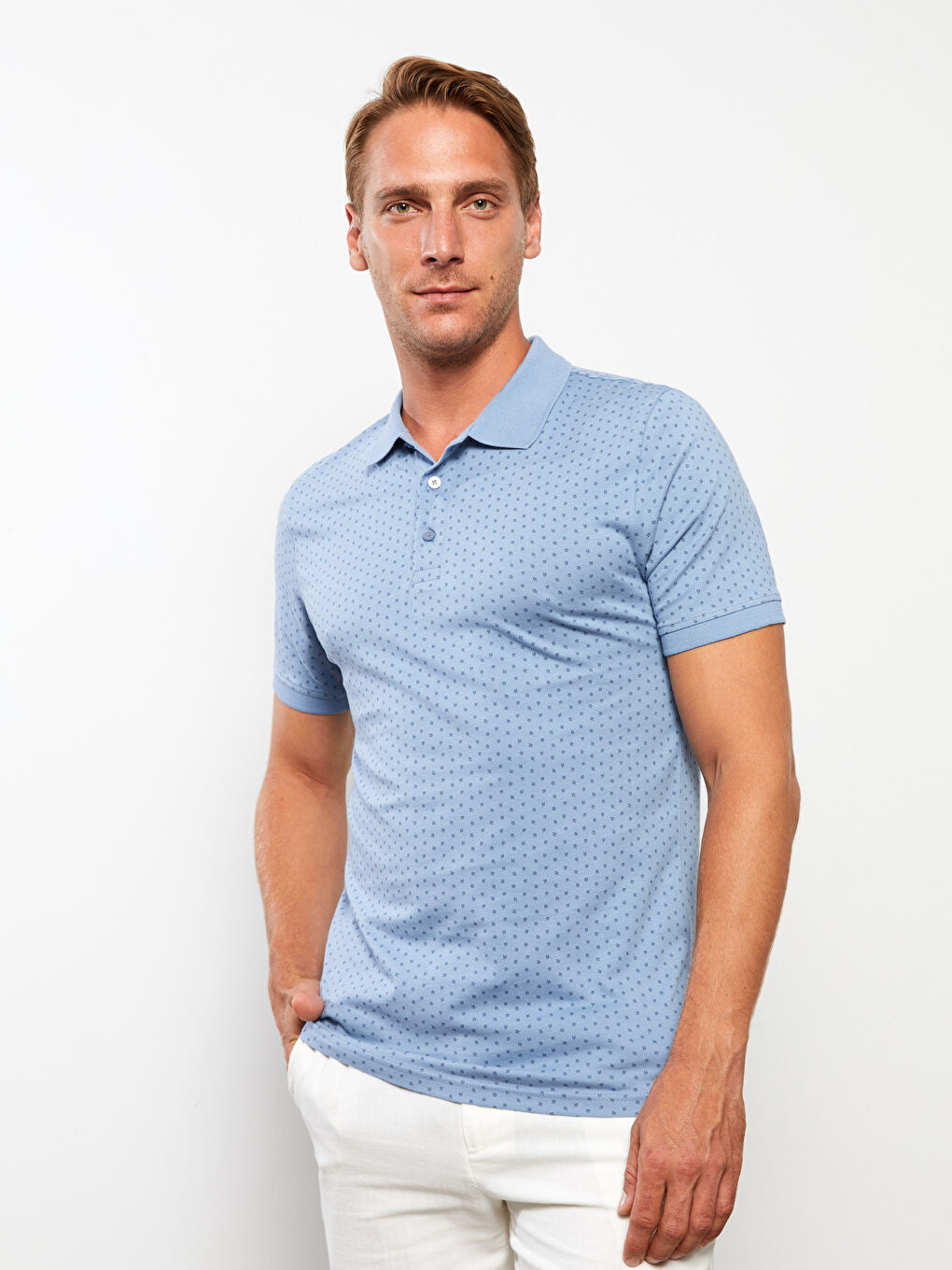 Mavi Polo Yaka Kısa Kollu Desenli Erkek Tişört