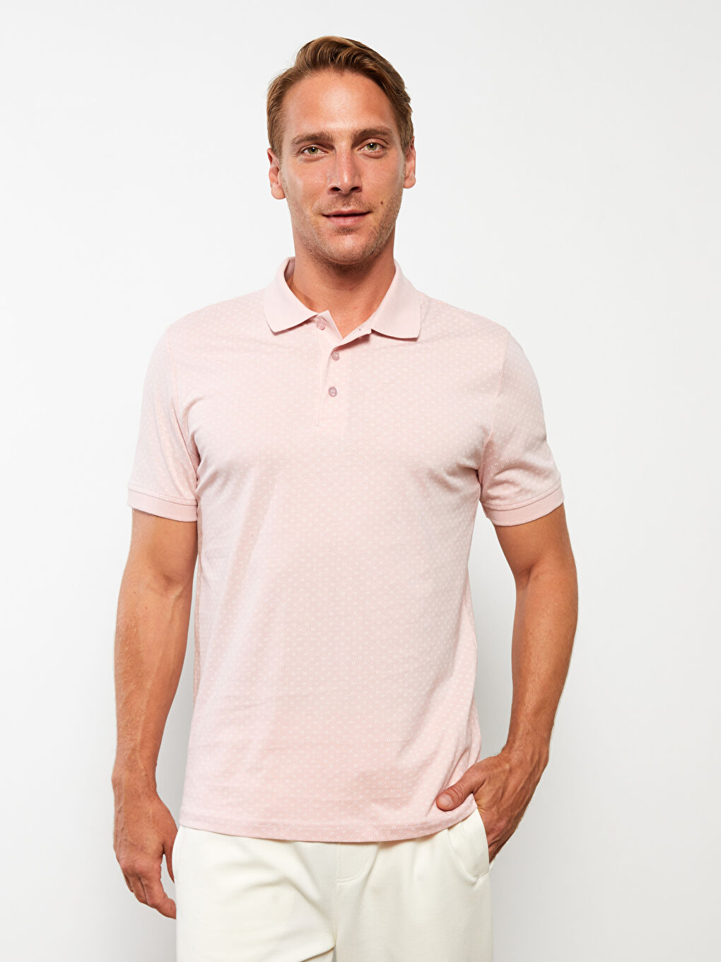 Pembe Polo Yaka Kısa Kollu Desenli Erkek Tişört-1