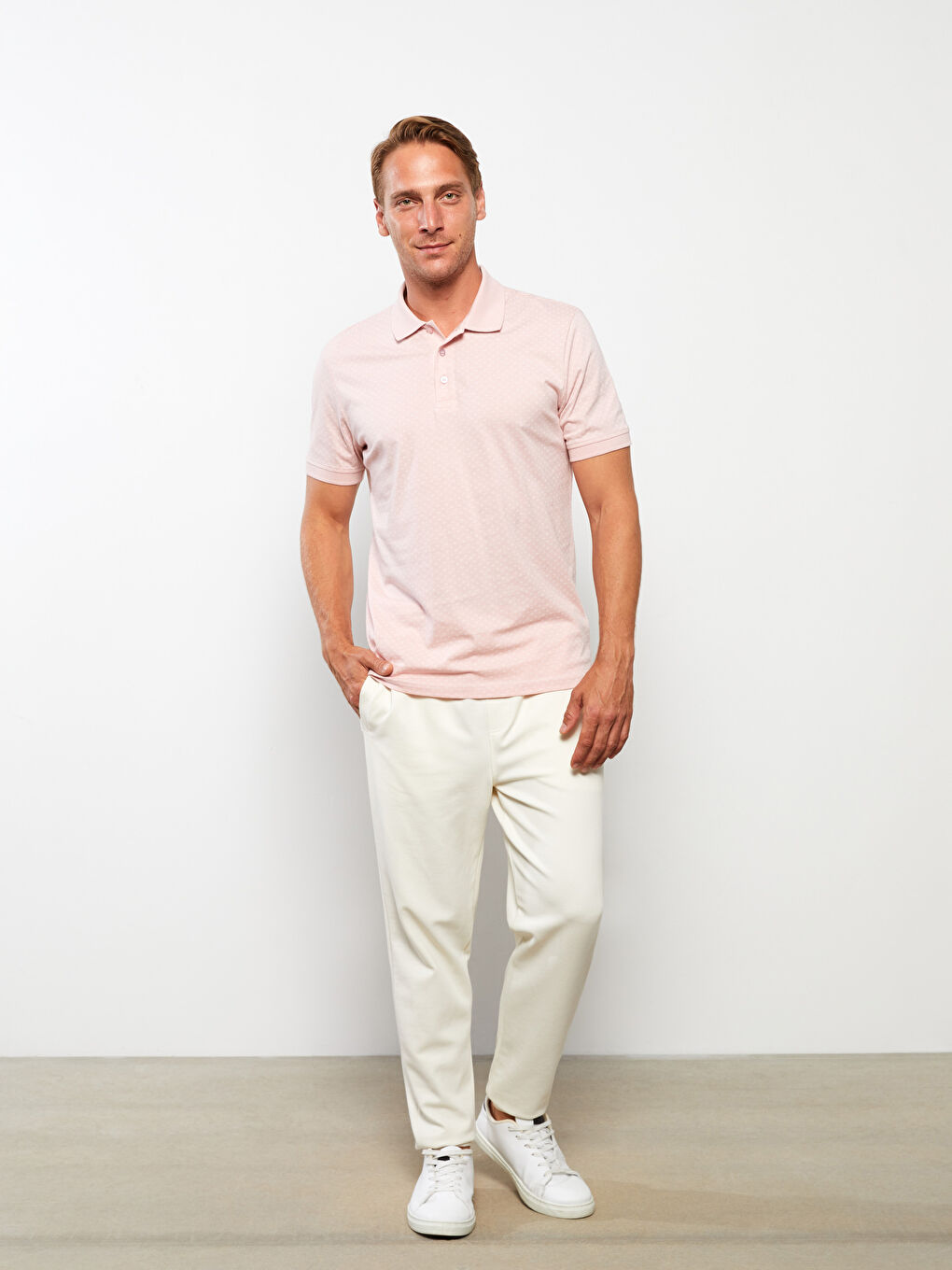 Pembe Polo Yaka Kısa Kollu Desenli Erkek Tişört-2