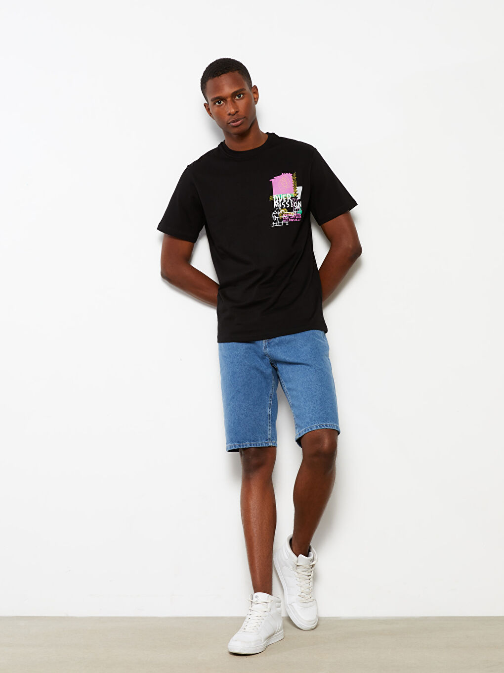 İndigo Standart Kalıp Erkek Jean Şort-1