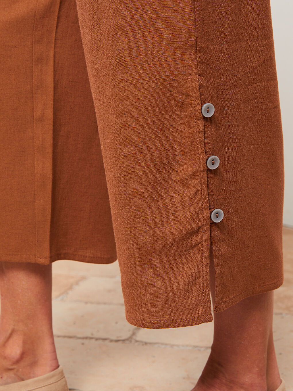 Kahverengi Beli Lastikli Kadın Kapri-2