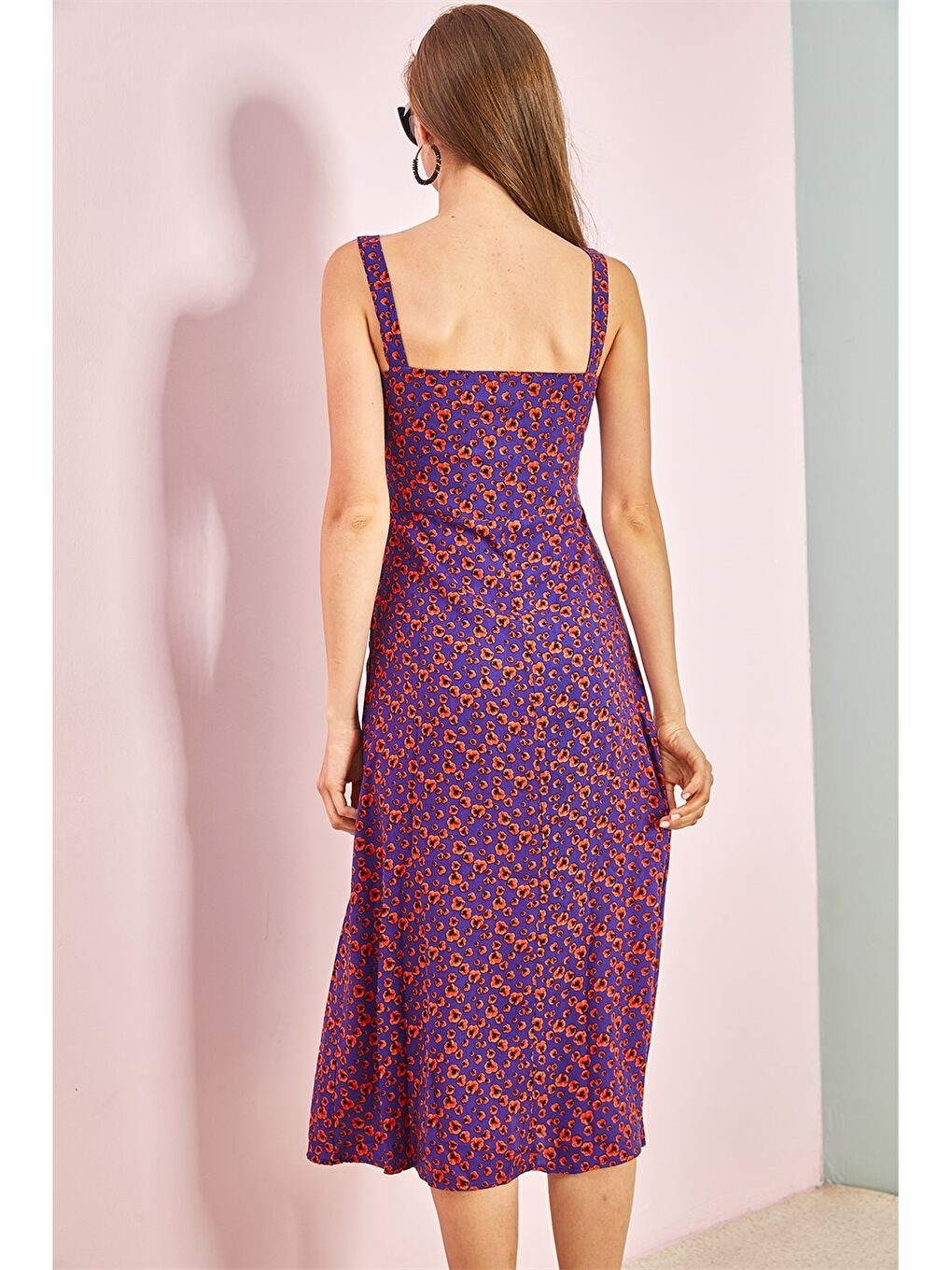 Kare Yaka Çiçekli Askılı Viskon Kadın Elbise-1