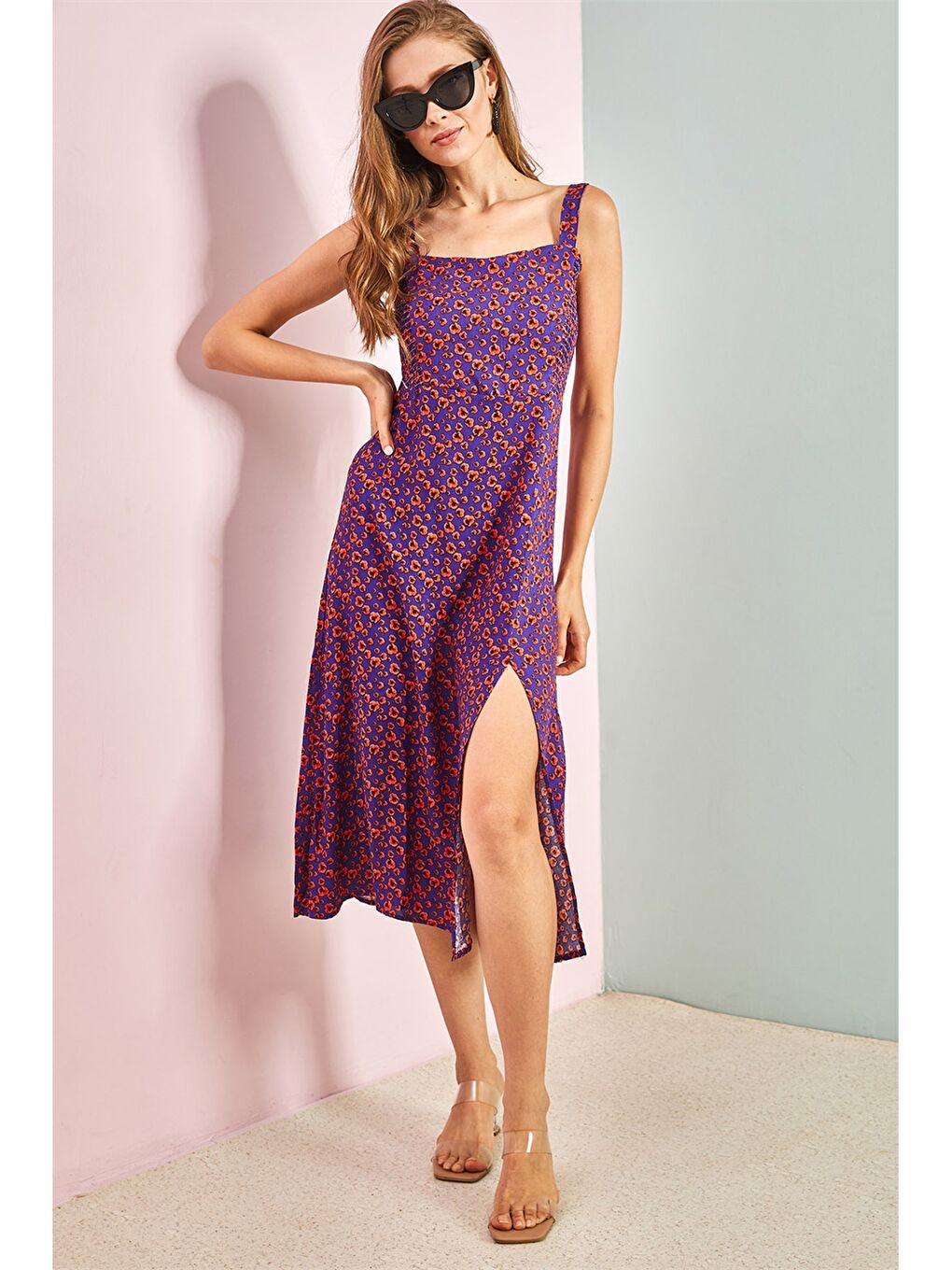 Kare Yaka Çiçekli Askılı Viskon Kadın Elbise-2