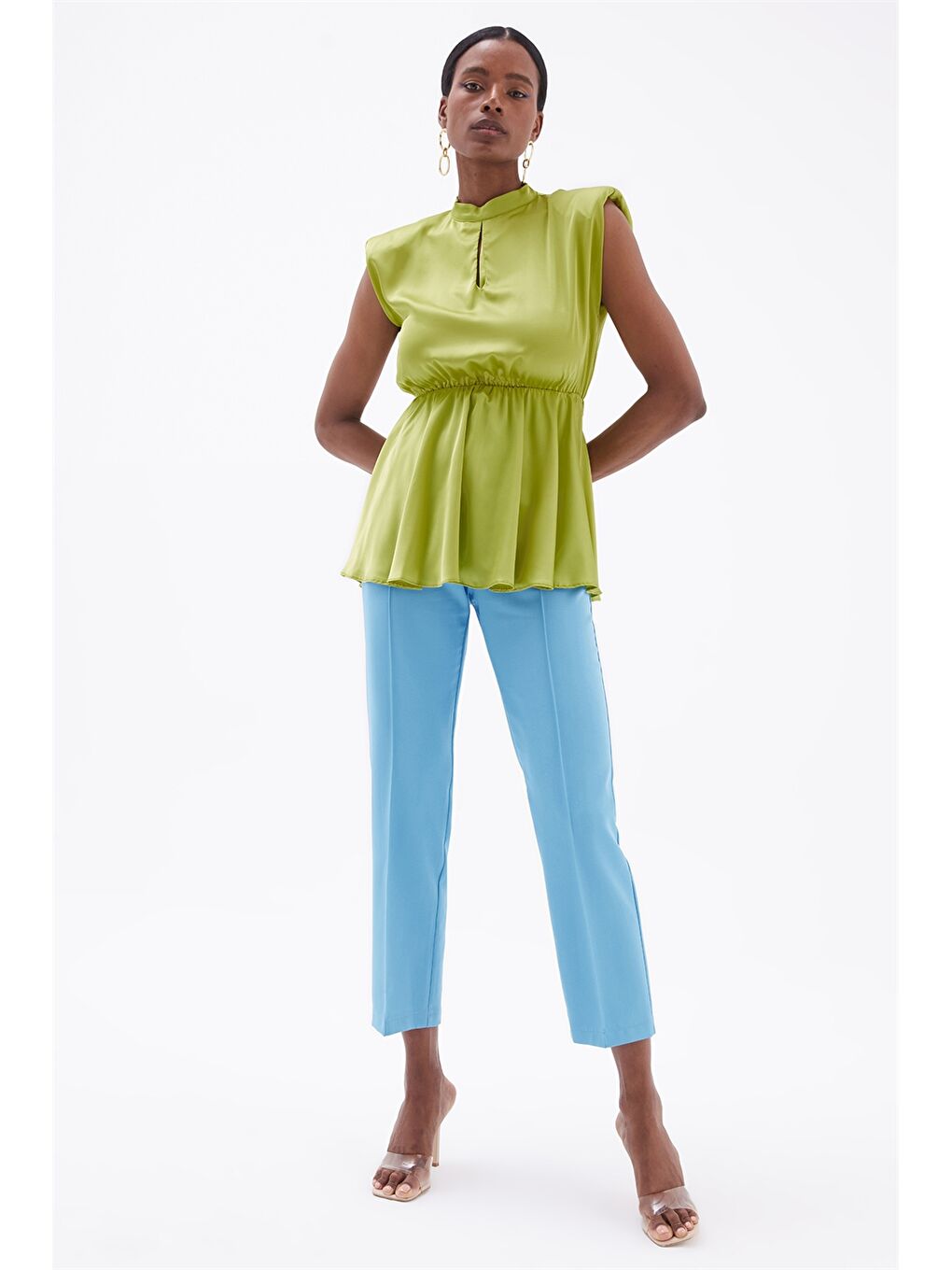 Yeşil Kadın Dik Yaka Düz Kolsuz Bluz-5