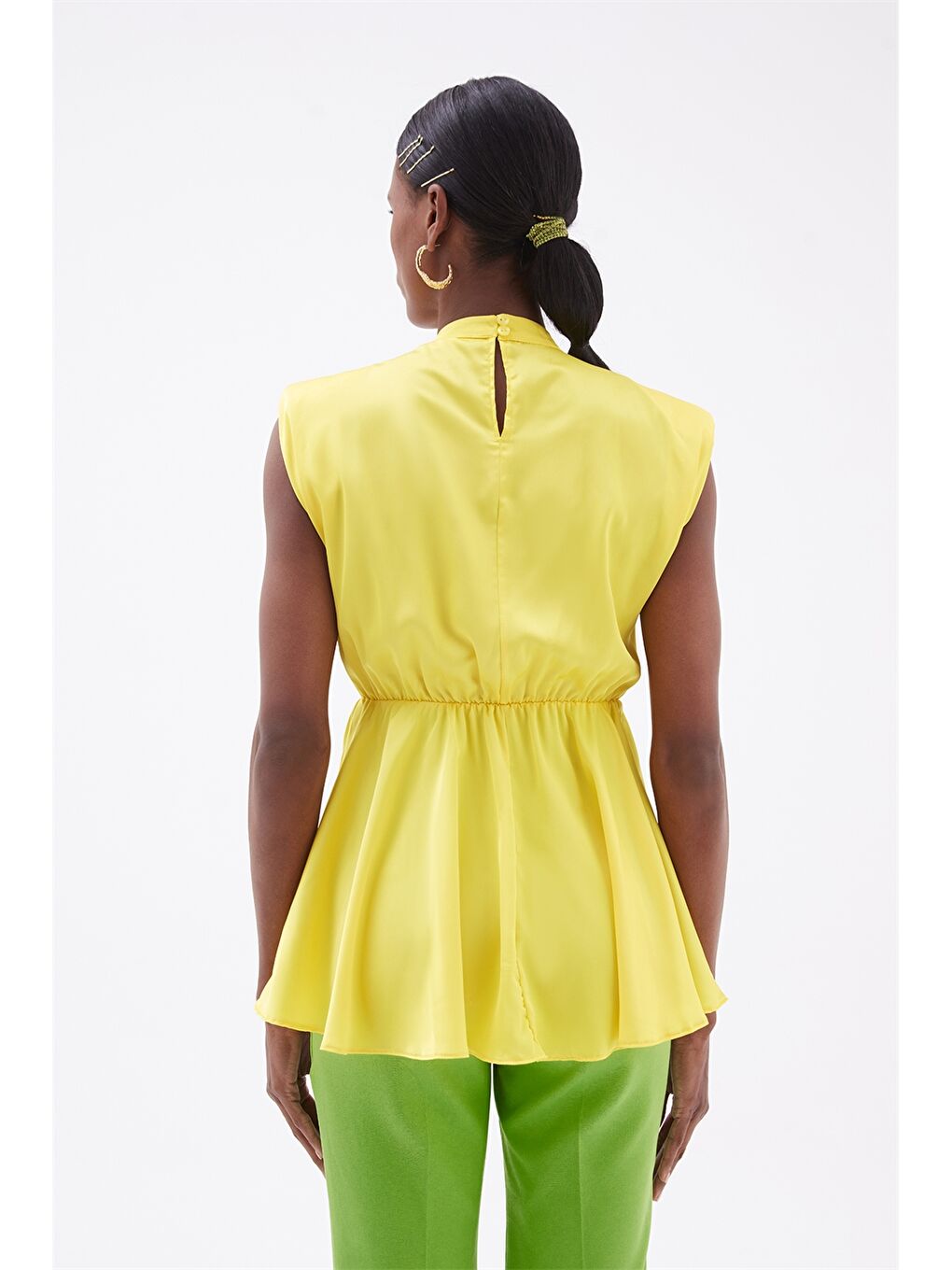 Sarı Kadın Dik Yaka Düz Kolsuz Bluz-6