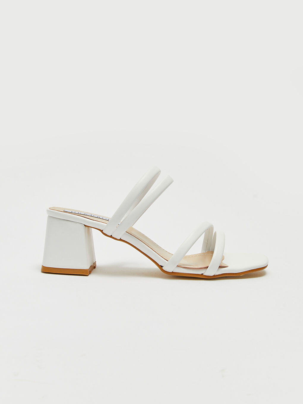 Beyaz Deri Görünümlü Çapraz Bantlı Kadın Topuklu Terlik-1