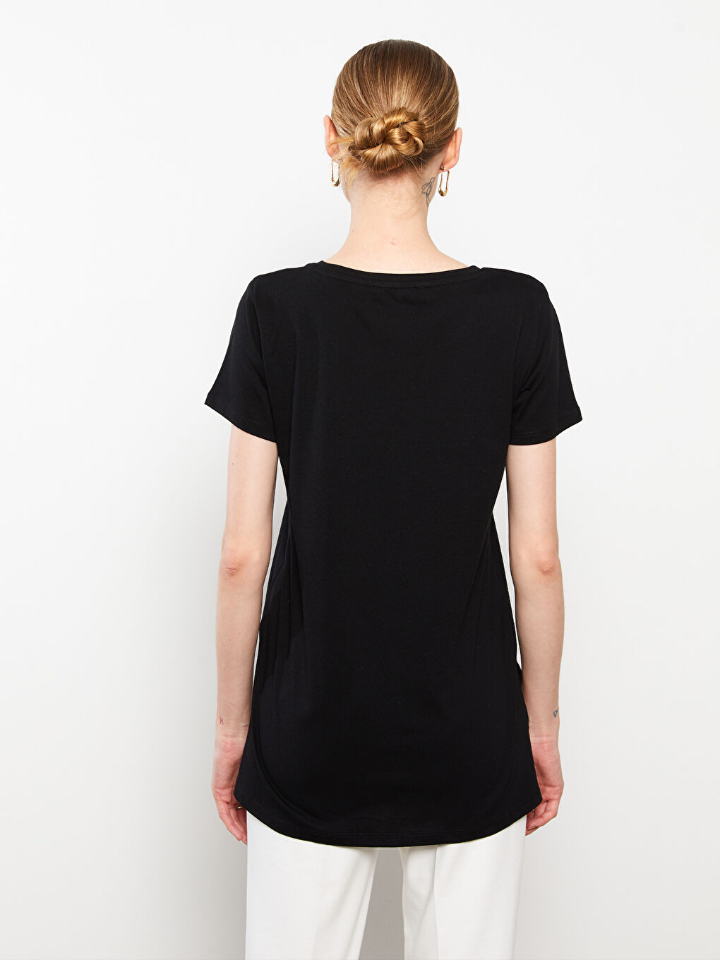 Siyah Bisiklet Yaka Baskılı Kısa Kollu Pamuklu Kadın Tişört-4