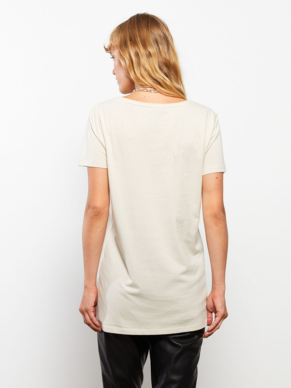 Gri Bisiklet Yaka Baskılı Kısa Kollu Pamuklu Kadın Tişört-4