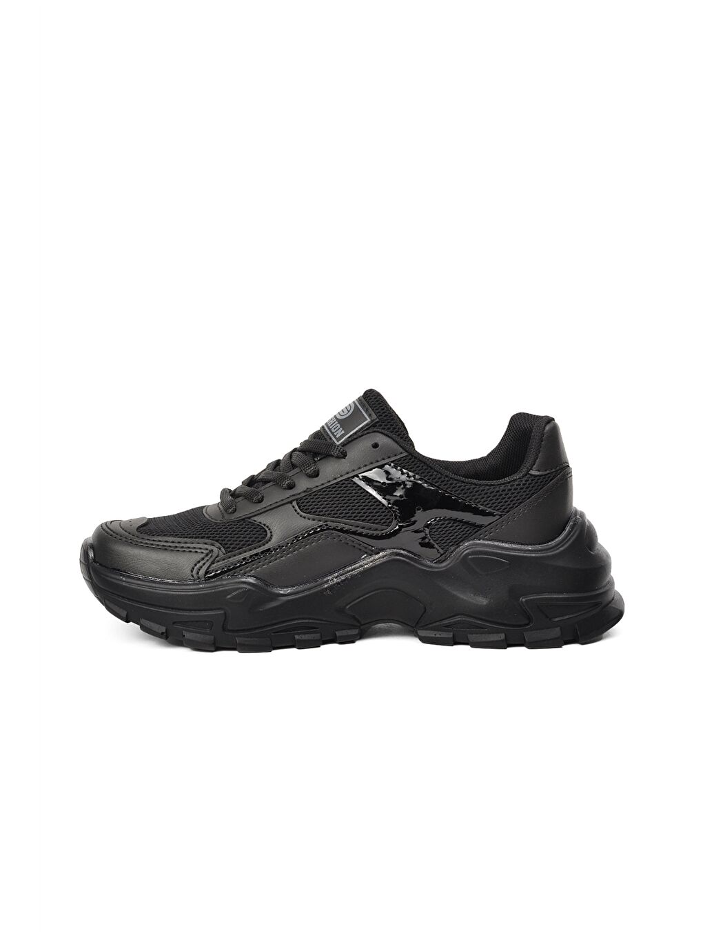 Siyah Kalın Taban Bağcıklı Kadın Aktif Spor Ayakkabı-1