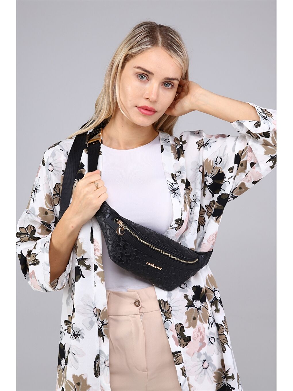 Siyah Desenli Kadın Bel Çantası-5