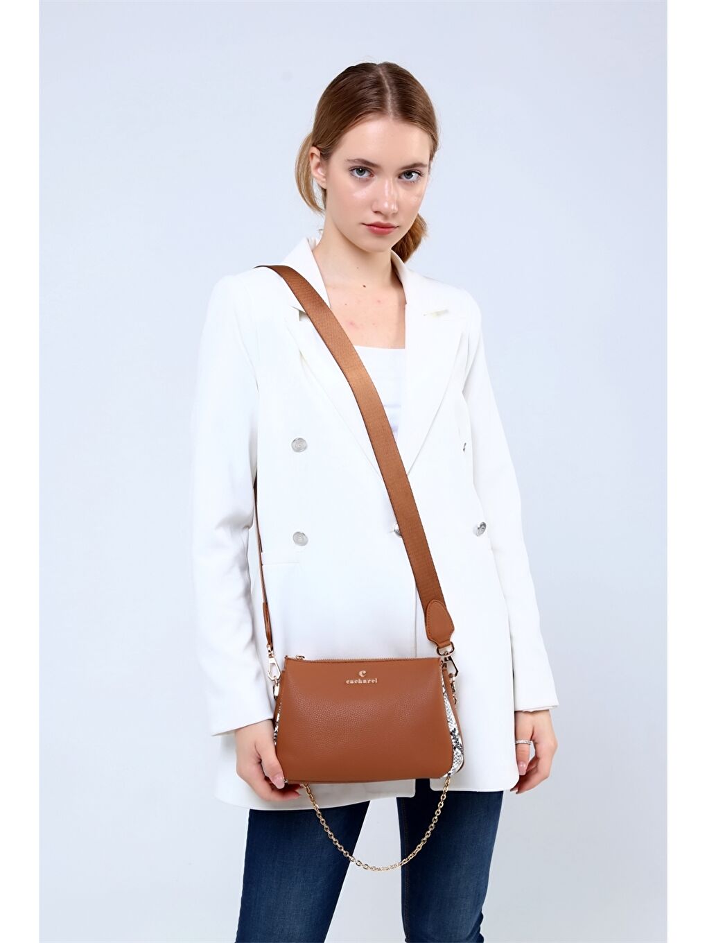 Kahverengi Yılan Derisi Detaylı Kadın Çapraz Çanta