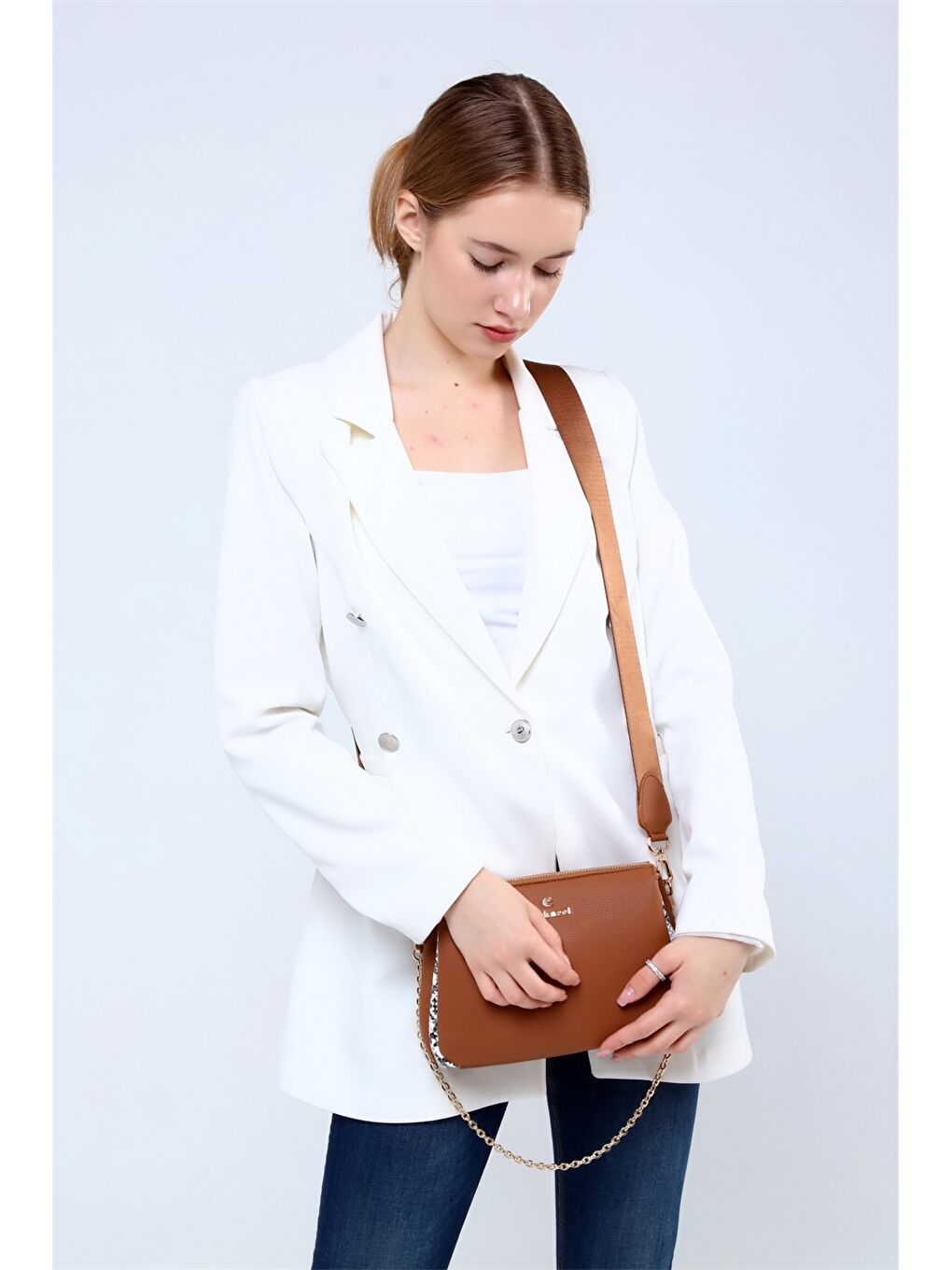 Kahverengi Yılan Derisi Detaylı Kadın Çapraz Çanta-3