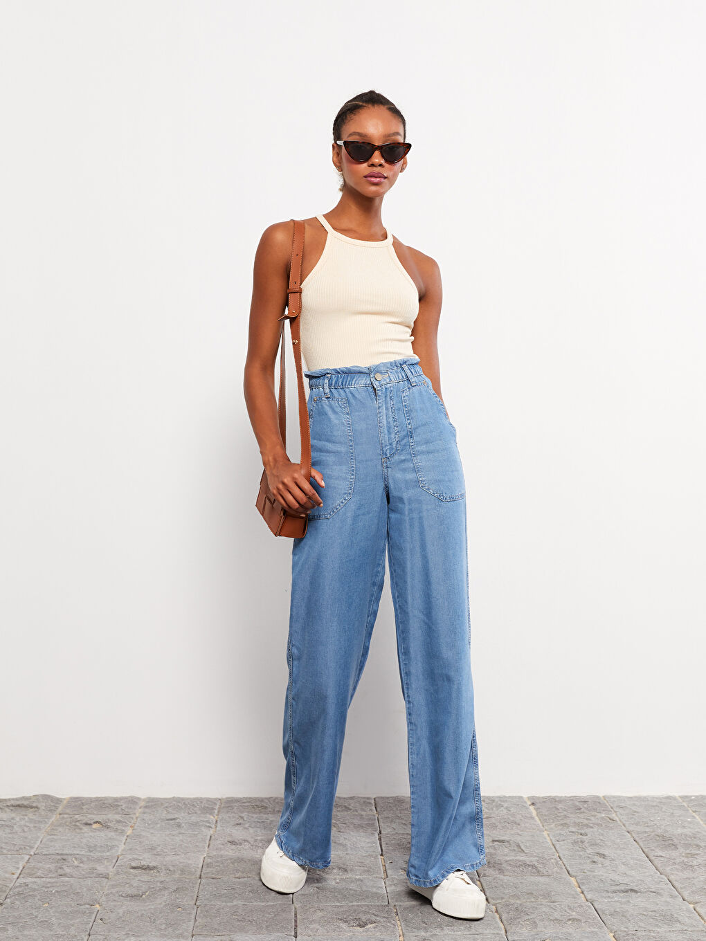Women's Halter Neck Plain Crop Top-3