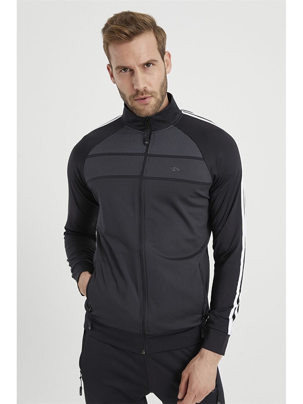 Siyah Standart Kalıp Erkek Eşofman Takım-9